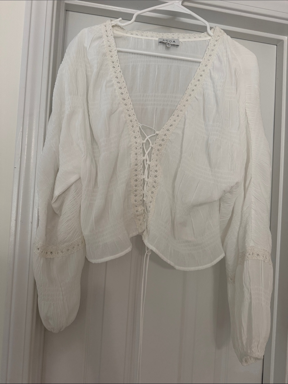 Acoa White Lace-Up Peasant Top